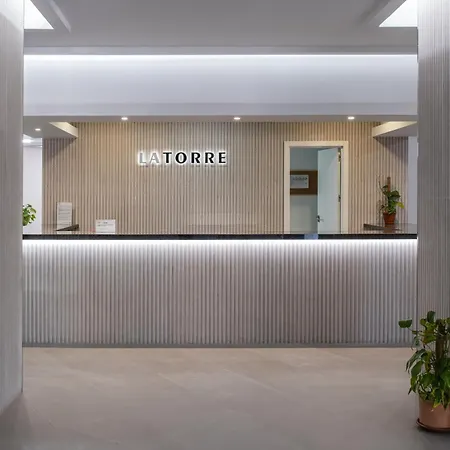 Col3 - Wifi, Smart Tv, Piscina, 900 Metros Playa, La Colina شقة توريمولينوس